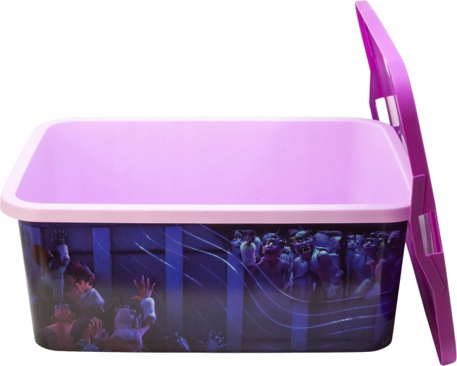 13 l of storage space for a child’s room