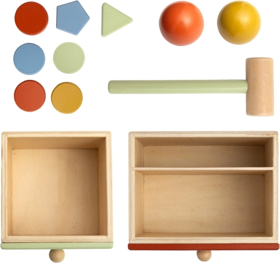 High-quality wooden construction and 13 pieces