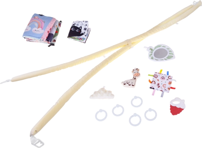 Богат сензорен комплект: огледалце, гризалка, шуштящ елемент и книжка