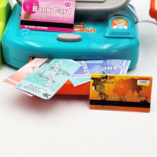 Paying by card or cash