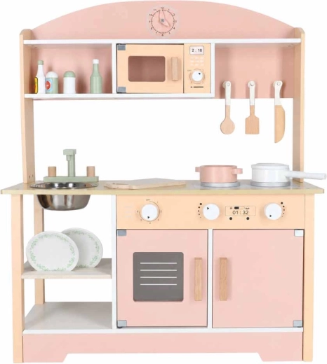 Realistic equipment for cooking play