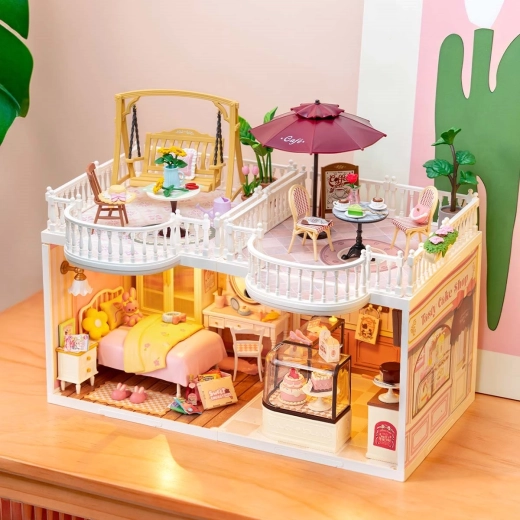 Многостранна игра и изложение