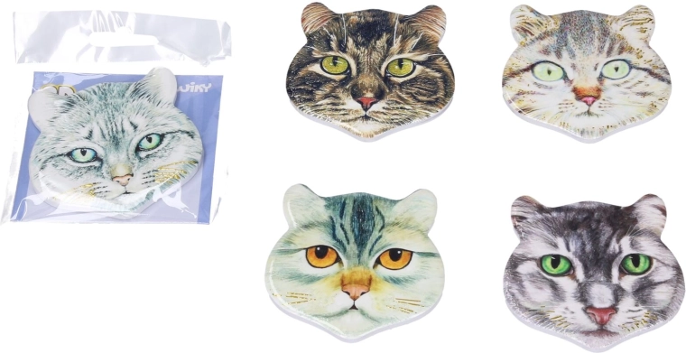 Cat magnet 7.5 × 7.5 cm
