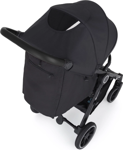 Extra-large canopy with SPF 50