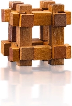 Wooden 3D assembly puzzles for spatial thinking