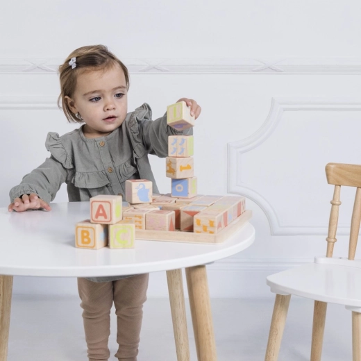 Building develops motor skills