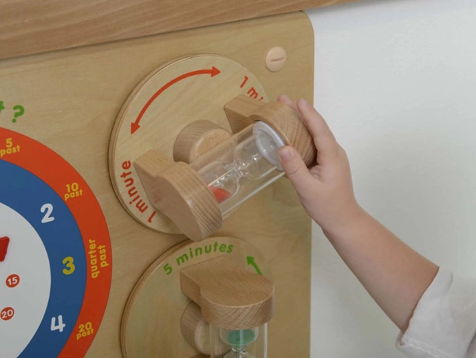 Пясъчни часовници 1 и 5 минути за осъзнаване на продължителността