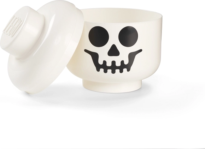 Safe materials free from BPA, phthalates, and PVC