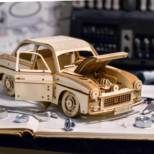 Glue-free assembly