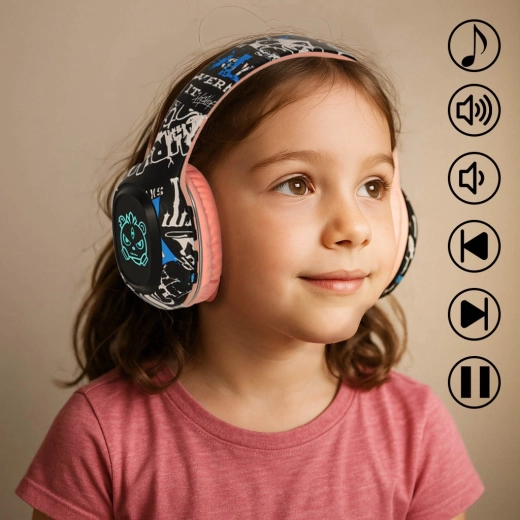Comfortable ear cushions and adjustable headband