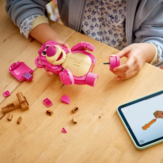 Дигитални 3D инструкции в приложението LEGO Builder