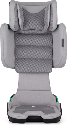 Foldable and practical for travel and storage
