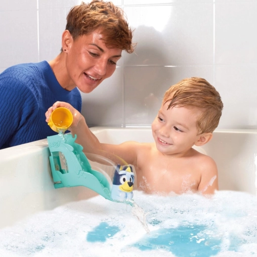 Suction cup for stable attachment in the bathtub