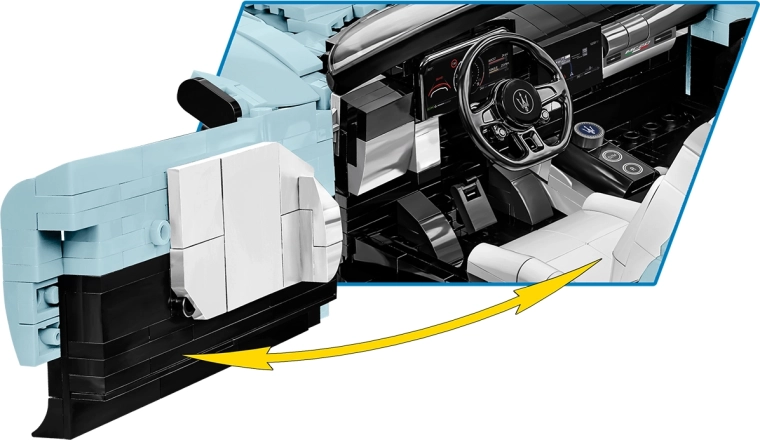 Functional features: opening doors and detailed cockpit