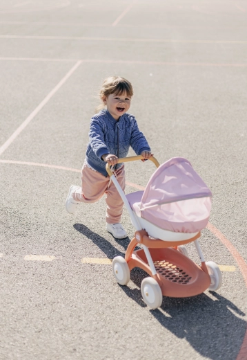 Стабилна метална рамка и безшумни колела