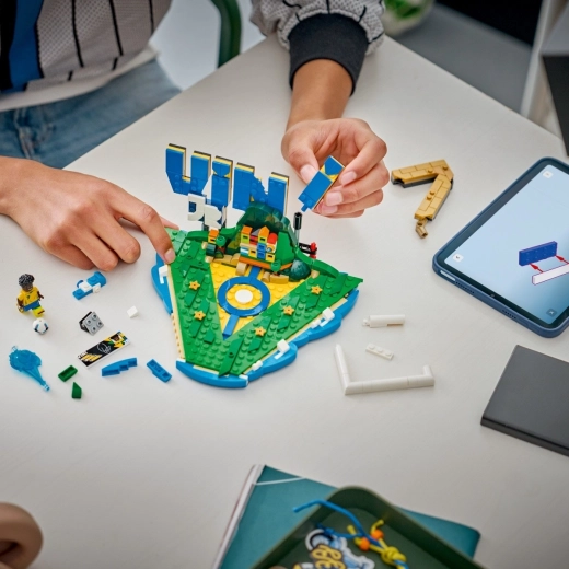 Интуитивно строене с LEGO Builder