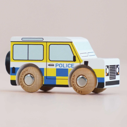 Le Toy Van дървена полицейска кола Bobby - 1 брой