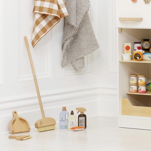 Ideal size for little helpers