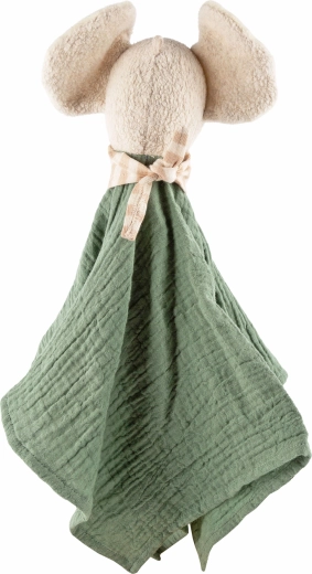 100% cotton muslin for gentle cuddles
