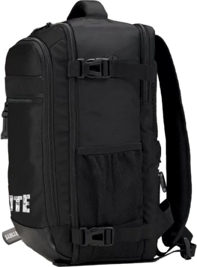 Practical pockets and compression straps