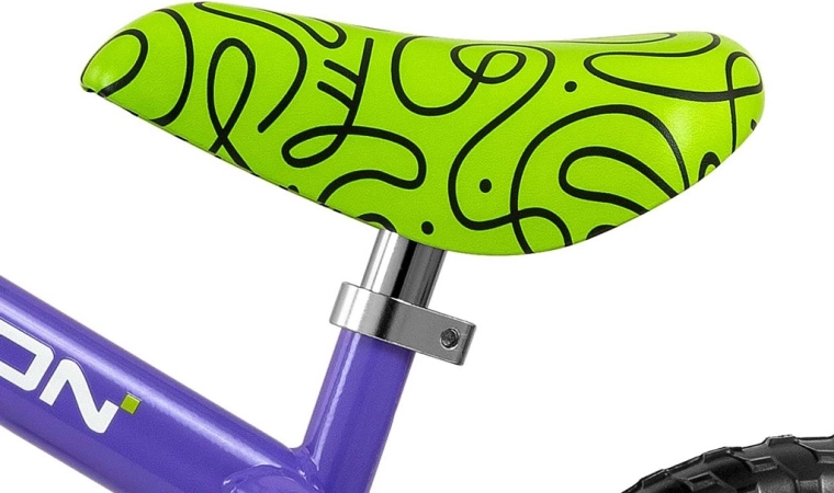 Adjustable soft saddle for comfort