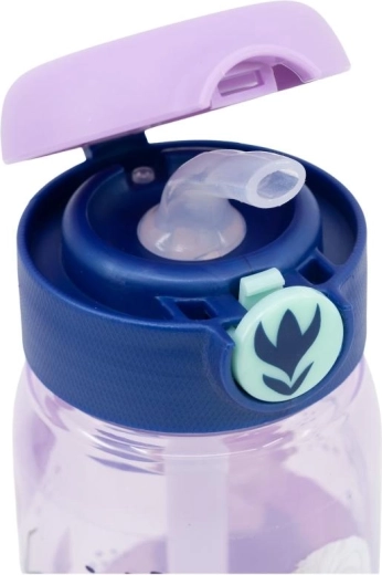 Push-button lid to prevent unwanted spills