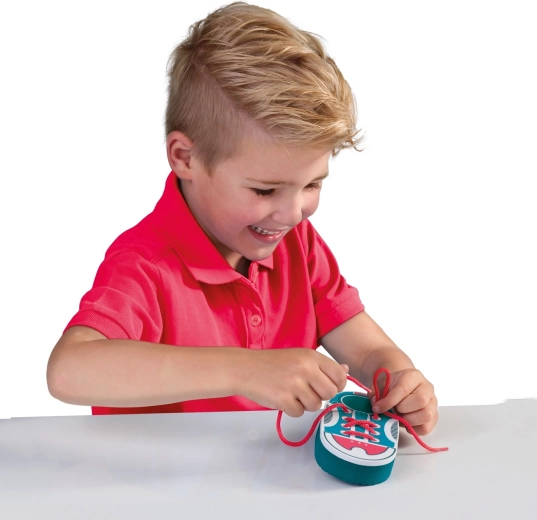 Fine motor skills training through play