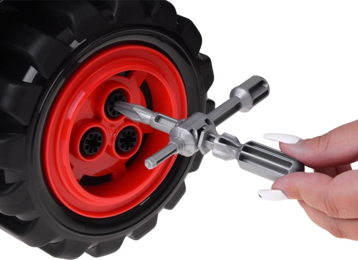 Changing wheels like in a real workshop