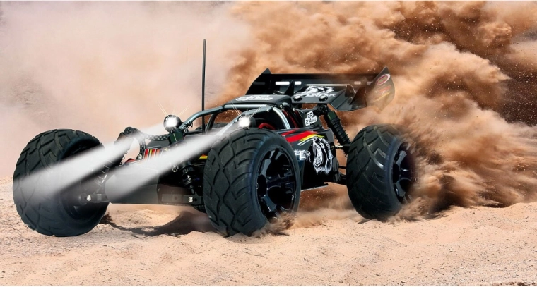 4WD задвижване за сигурно шофиране по пресечен терен