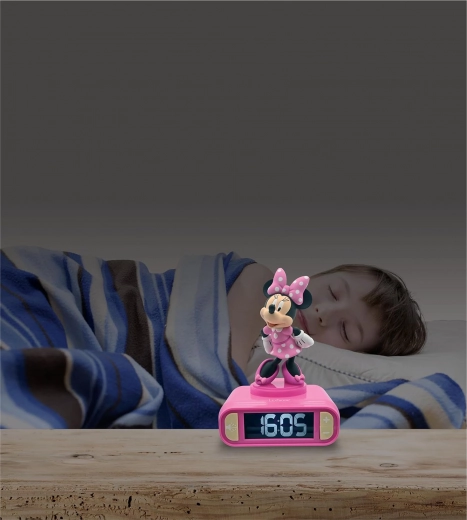Clear LCD display and easy controls