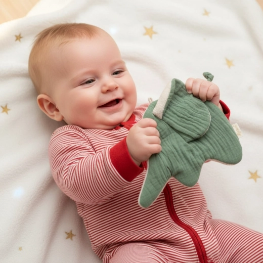 Lightweight and easy to hold for small hands