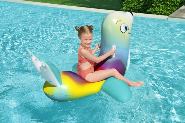 Голям и удобен за деца