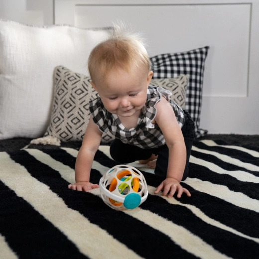 Encourages crawling and tummy time