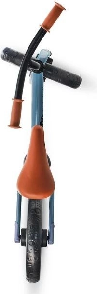 Adjustable saddle and handlebars for longer use