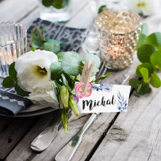 Ideal for name tags and festive arrangements