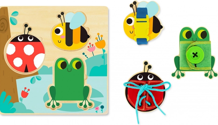 Wooden Activity Board with Animals and Sorting TOOKY TOY