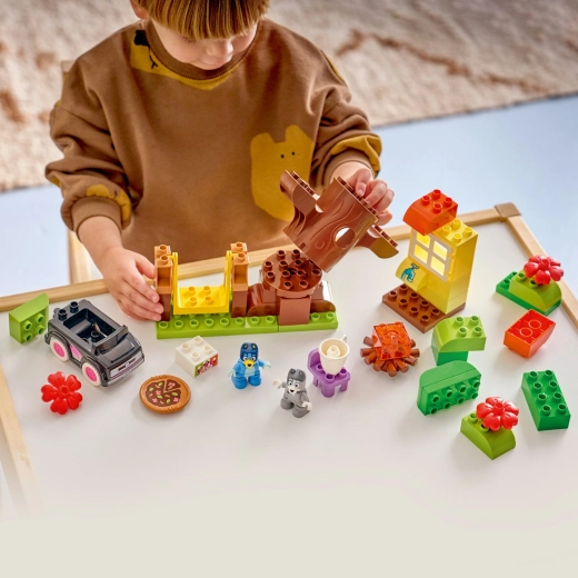 Големи DUPLO елементи за малки ръчички