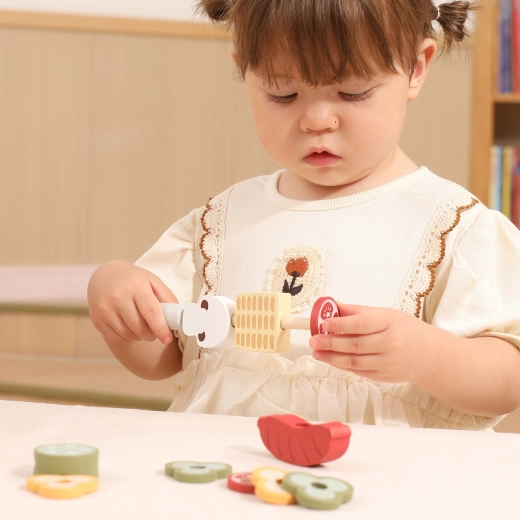 Development of fine motor skills and imagination