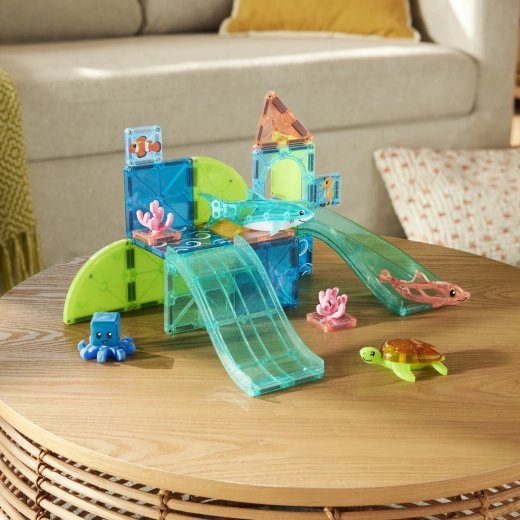 Sea figures and a slide for storytelling play