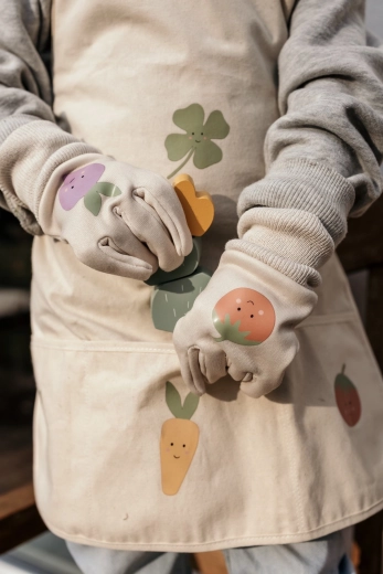 Gardening gloves for small hands