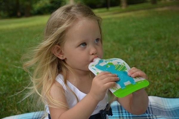 For trips and outdoors – your child drinks and eats independently