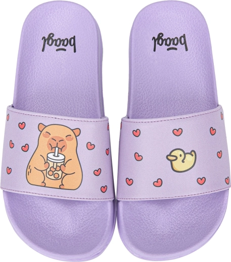 Playful capybara design that catches your eye at first glance