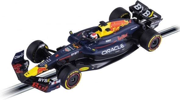 Автомобил CARRERA Evolution Red Bull RB20 Max Verstappen 1:32