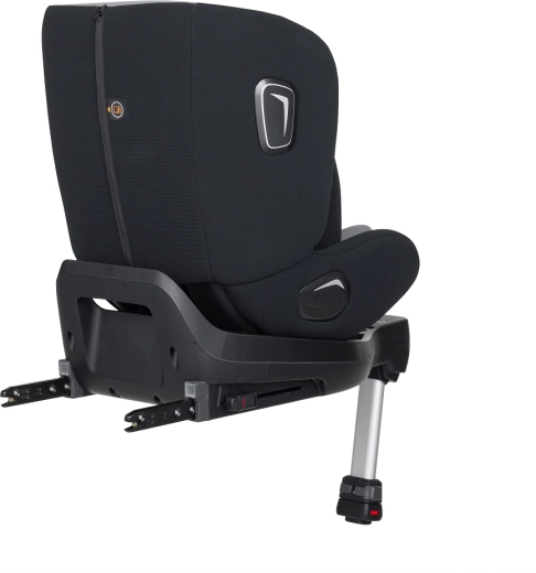 ISOFIX с опорен крак за стабилен монтаж