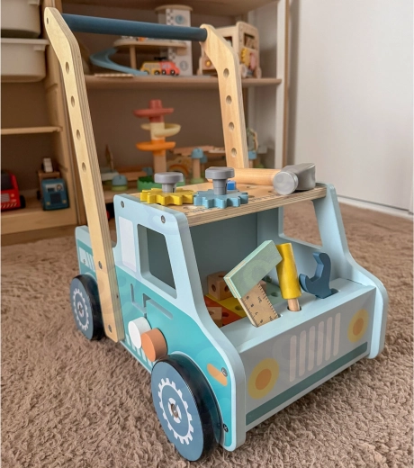 Practical and floor-friendly design
