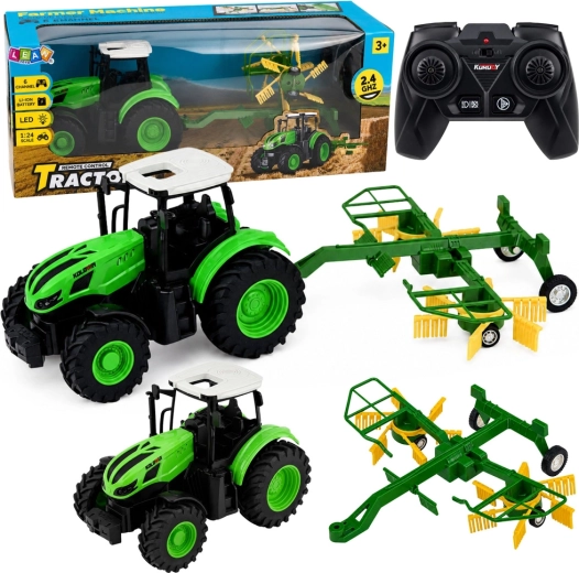 RC селскостопански трактор със сеносъбирач 1:24, 2.4 GHz, LED светлини