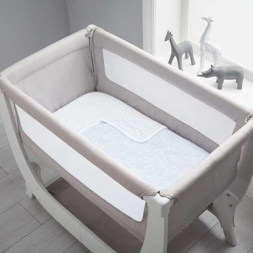 Designed for the Shnuggle Air crib