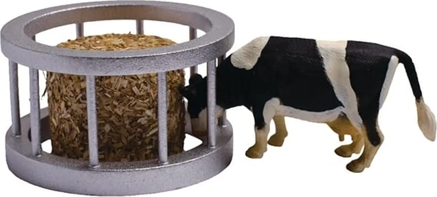 Detailed cow figurine in 1:32 scale