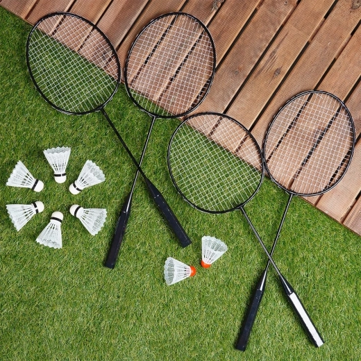 Комплект за четирима играчи