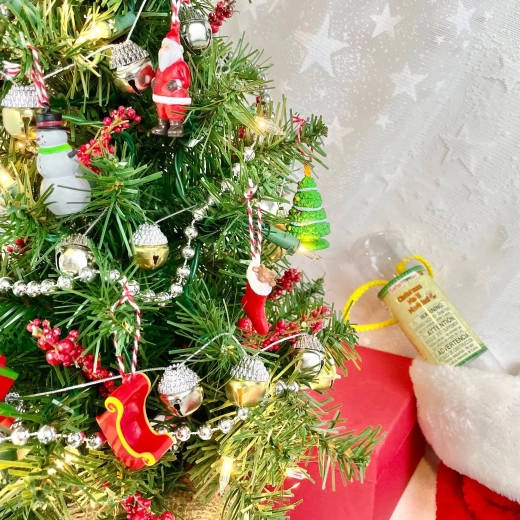 Great for play and holiday decorations